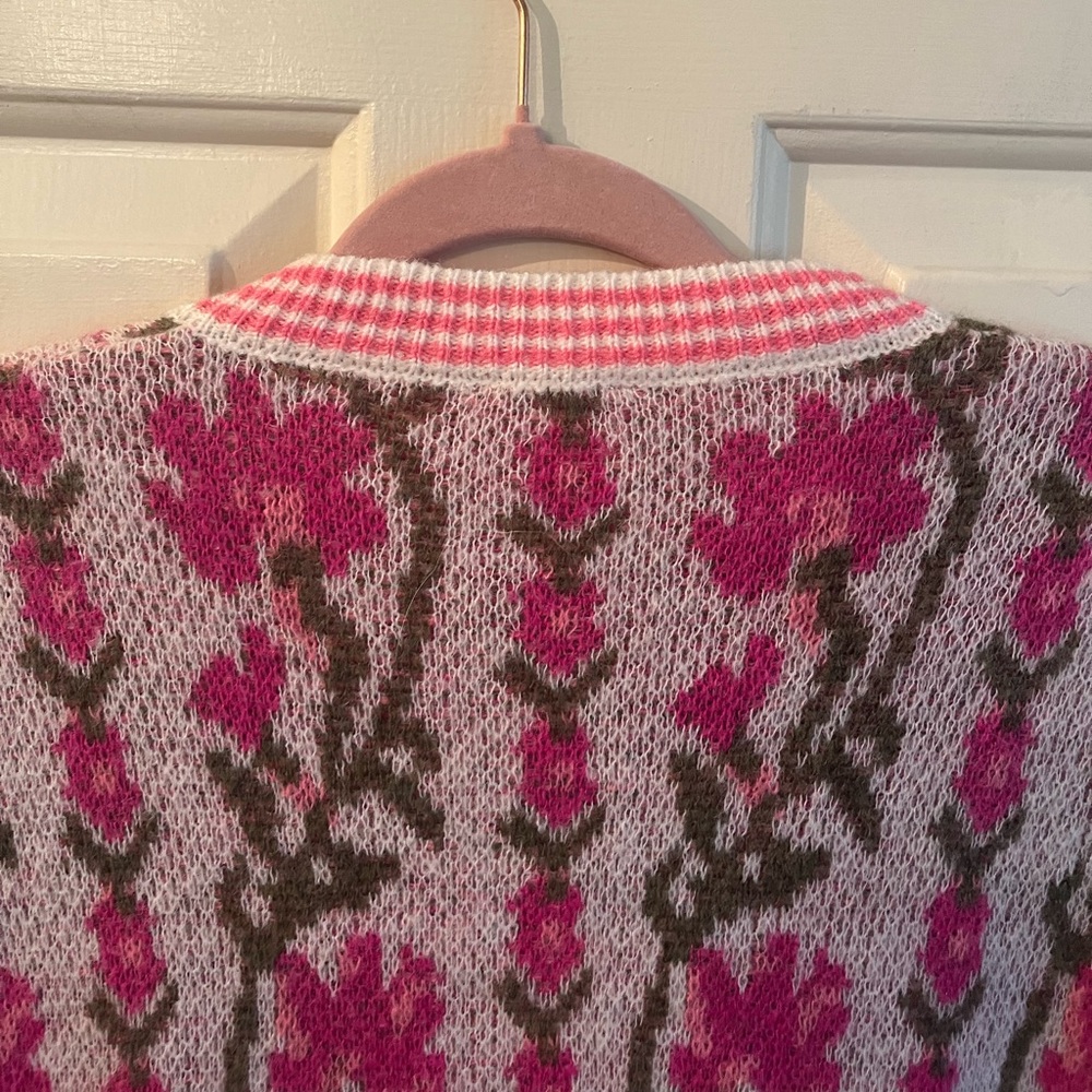 💖Floral & Stripe Knit Sweater💖 - Picture 9 of 15